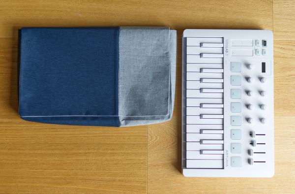 MIDI Keyboard Case image