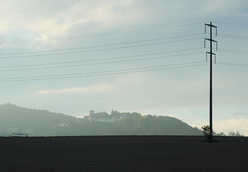 images/25-10-08_foggy_regensberg.jpg