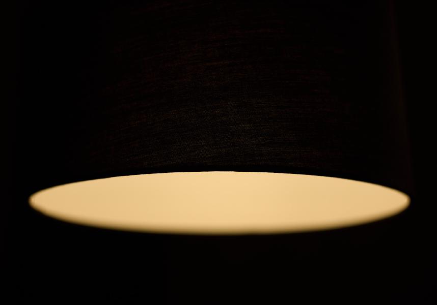 images/25-10-27_lamp_at_an_angle.jpg