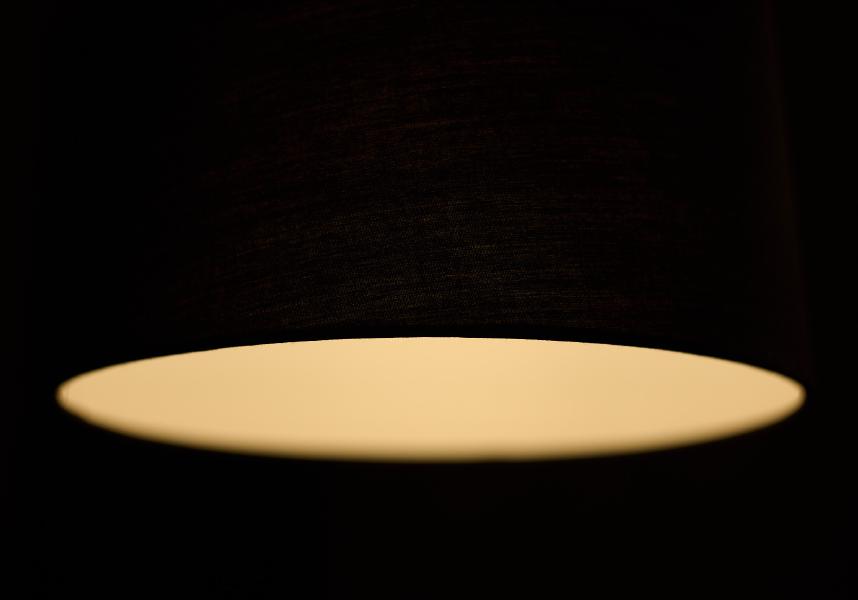 images/25-10-27_lamp_at_an_angle.jpg
