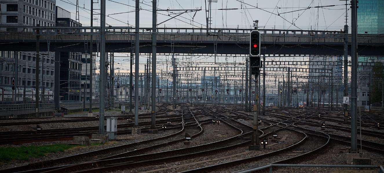 images/25-11-01_rail_tracks_HB.jpg
