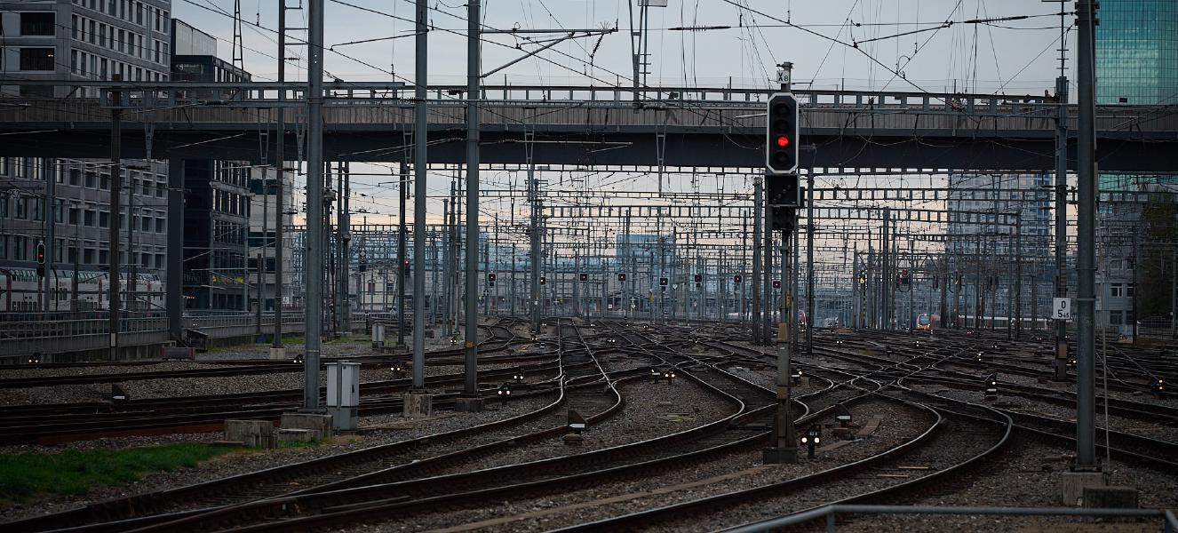 images/25-11-01_rail_tracks_HB.jpg