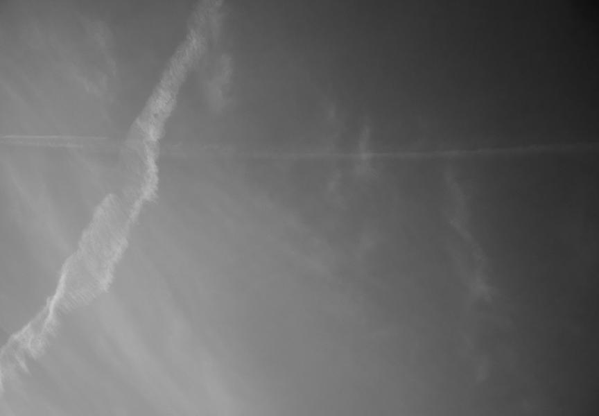 images/26-01-14_black_and_white_sky.jpg