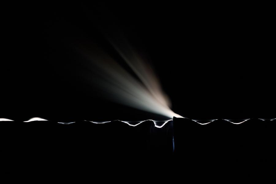 images/26-03-21_another_light_streak.jpg