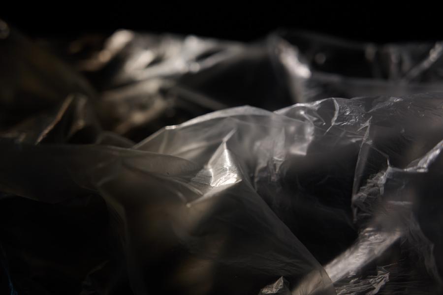 images/26-04-02_plastic_bag_mountain.jpg